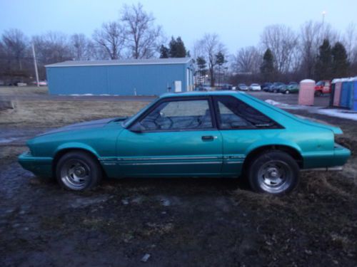 // rock solid // 1993 ford mustang lx 5.0 -- project car / race car / parts ect.