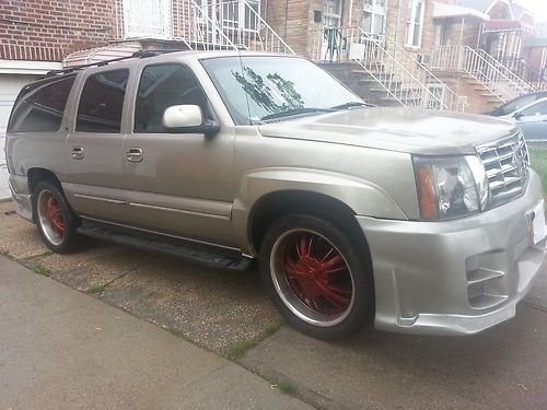 Chevy suburban with escalade conversion /22 inch rims &amp; body kit