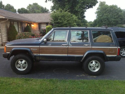 1988 jeep wagoneer limited sport utility 4-door 4.0l lifted