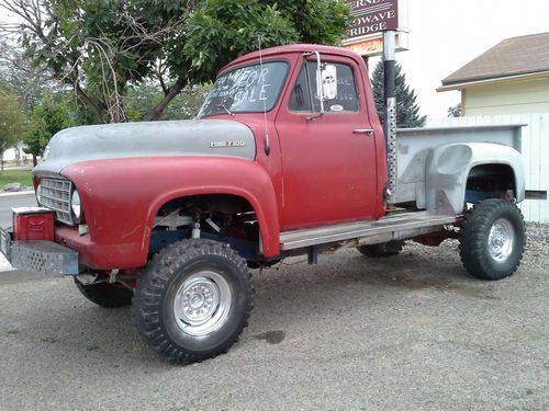 1953 f-100 ford 4x4 with all dodge running gear,dana 60's,awesme truck,1of kind