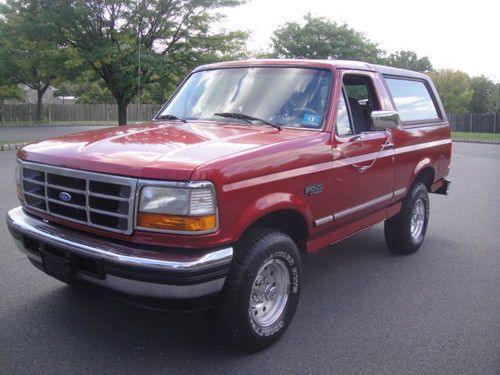 1996 ford  bronco one one owner low miles only 69k miles 5.8 v8