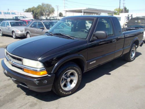 2003 chevy s-10, no reserve