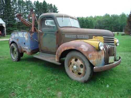 1941 chevy vintage wrecker/towtruck pure oil fargo,nd