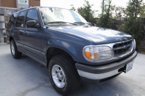 1998 ford explorer xlt 2wd suv 104k low miles  automatic 6 cylinder  no reserve