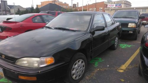 1996 toyota camry le no key  184,609 miles doors locked don&#039;t know if it runs