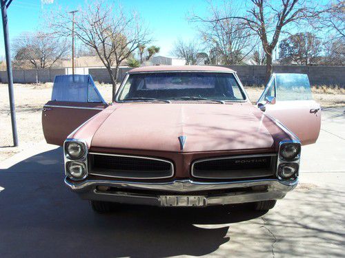 1966 pontiac tempest. could be cloned to gto. it's in really great shape.