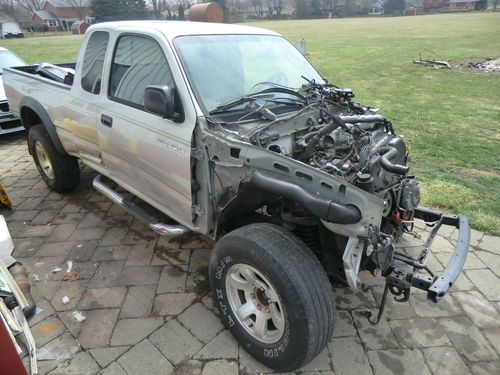 2002 toyota tacoma prerunner 2wd clean title