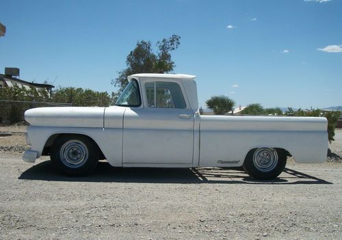 Rat rod, hot rod, custom 1960 chevy apache fleetside pick up truck