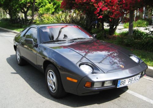 1979 porsche 928 in excellent condition 90% of the car is new.