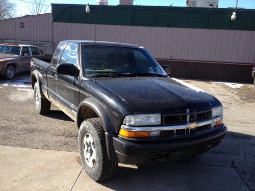 2003 chevrolet s10 zr-2 pick up truck reliable driver