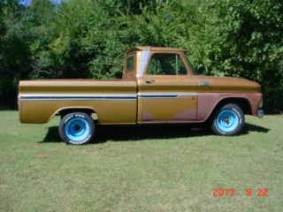1965 chevy c-10 short wide bed ,started project truck runs,solid frame