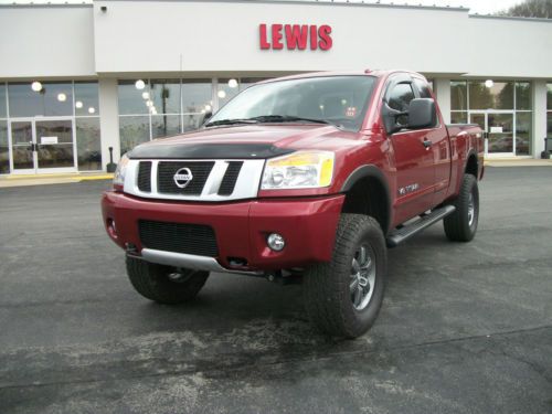 2013 nissan titan pro-4x extended cab pickup mountain man package