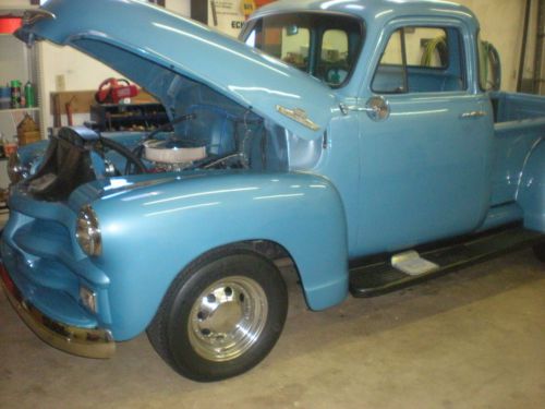 1955 chevy pickup 1st series completly restored
