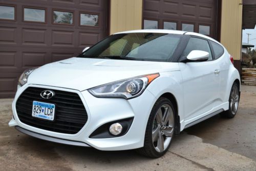 No reserve!!  6 spd 2013 veloster turbo - pearl white, black/blue leather nice