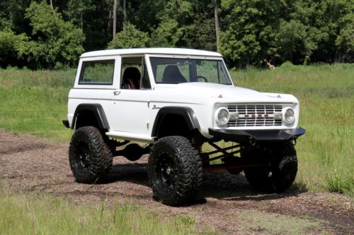1969 ford bronco - v8, lifted, power disc, ps, 4-spd early bronco