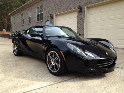 2006 sb lotus elise, sport &amp; touring pkg., traction control, new tires, loaded.