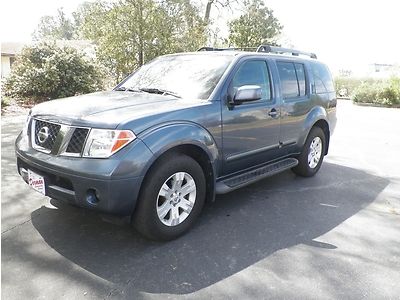 Suv cd dvd mp3 heated leather towing sunroof new tires 3rd row local trade