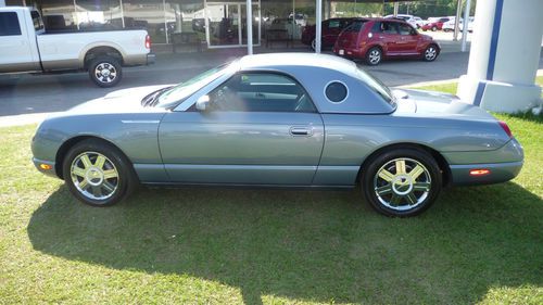 2005 ford thunderbird 50th anniversary 8429 miles extra options mint!!!!!!!!!!