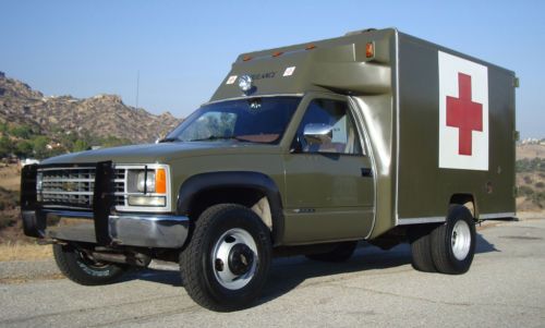 4x4 4wd military ambulance truck 1-ton dually expedition rv toy hauler amazing!!
