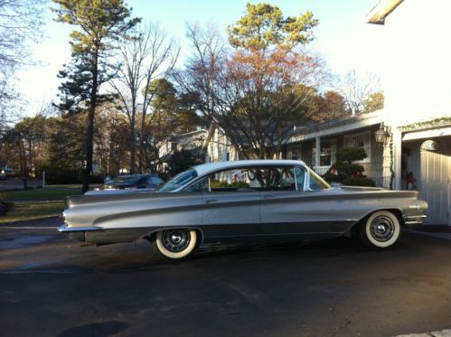 1960 buick electra 225..6 window riveria hardtop rod,custom,rat,