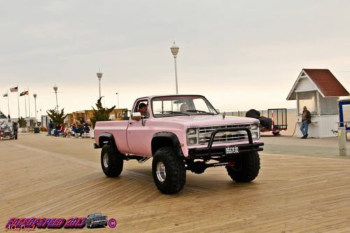 1985 chevy 1500 lifted pickup truck