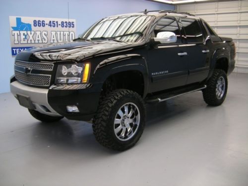 We finance!! 2011 chevrolet avalanche z-71 4x4 lift roof heated seats texas auto