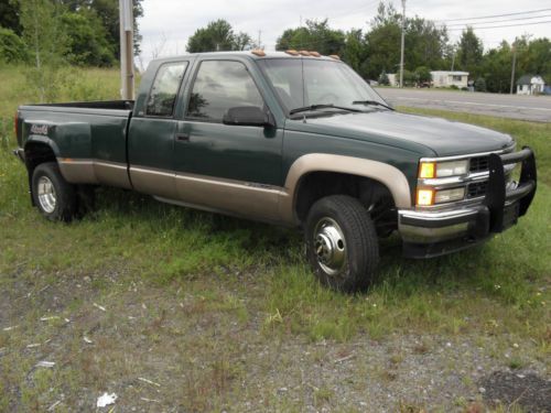 1996 chevy dually 4x4  extended cab