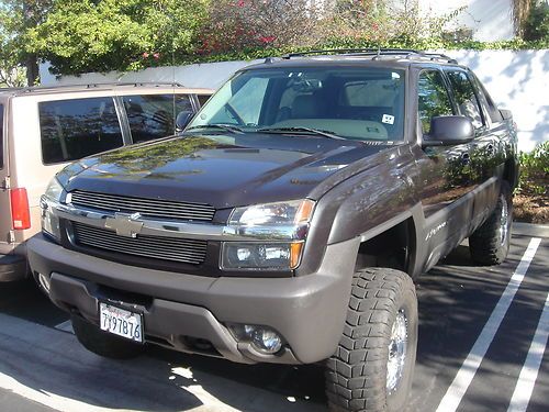 Custom 4x4 fully automatic chevy avalanche 2500