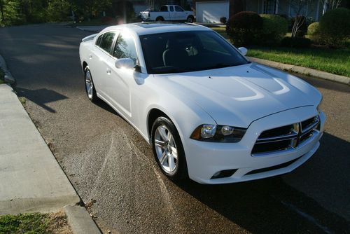 2011 dodge charger se rallye plus edition - fully loaded 3.6l