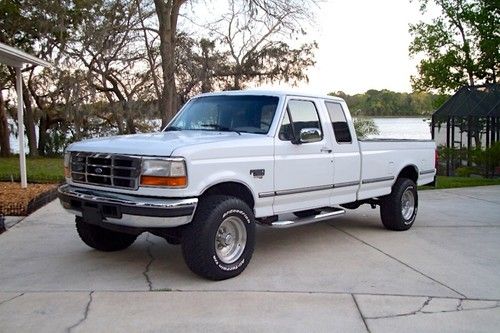 Ford powerstroke 7.3l 4x4 diesel super low miles loaded phenomenal in every way