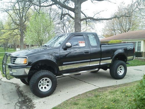 1997 ford f-150 lariat extended cab pickup 3-door 5.4l