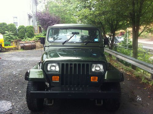 1995 jeep wrangler rio 2.5 5 speed 4 cyl 138k 4x4 hard top and doors!! mint!!