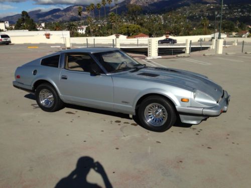 1983 datsun 280zx coupe, silver, manual transmission,