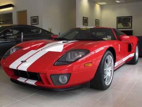 Only 19 miles! last year of the ford gt, 2006/ all four options