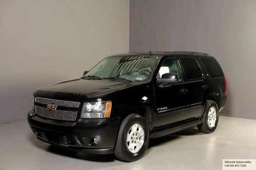 2007 chevrolet tahoe ls 79k miles black 8-pass 1-owner clean carfax autocheck !
