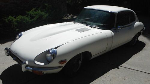 Rare! 1969 jaguar e-type 4.2 hard top great restoration candidate premium parts