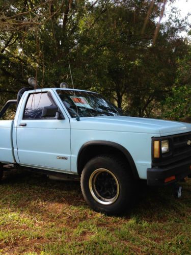For sale 1991 chevy s-10 2dr pickup