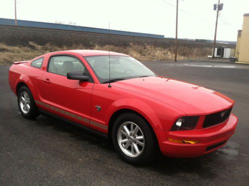 2009 ford mustang red