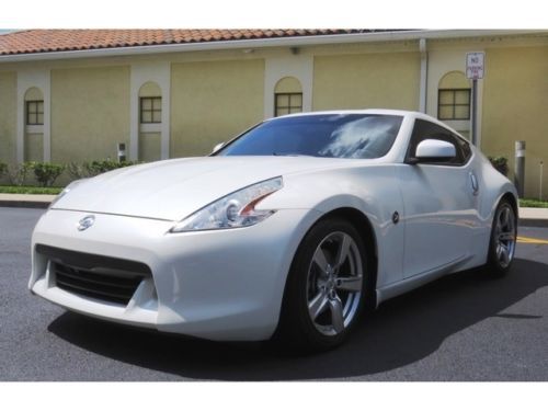 2009 nissan 370z touring 6 speed manual 2-door coupe