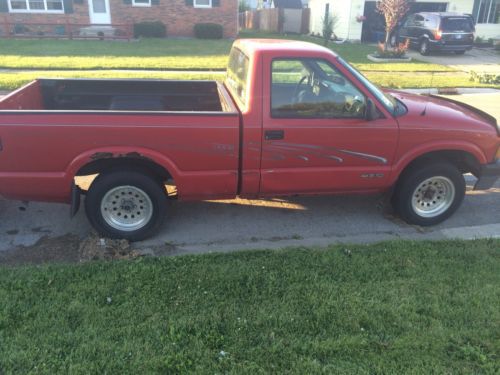 Red base s10 no radio reliable 5 speed rwd