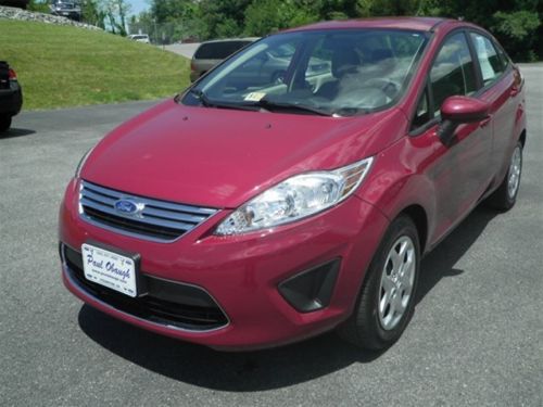Pre-owned 2011 ford fiesta se low miles bright magenta price just reduced