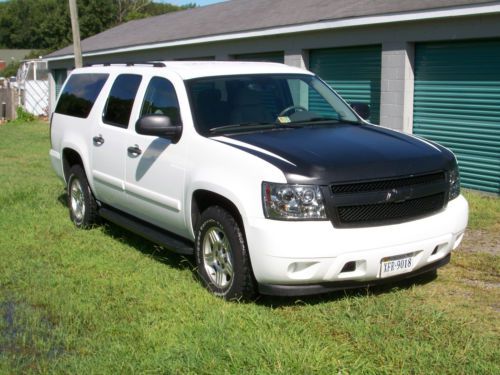 07 chevrolet suburban ls 2wd loaded great condition look!!