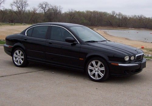 2003 jaguar x type 3.0 all wheel drive - very nice car with no reserve