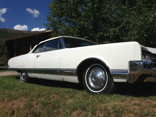 Oldsmobile 98 convertible 1965 white v8 automatic air condition classic