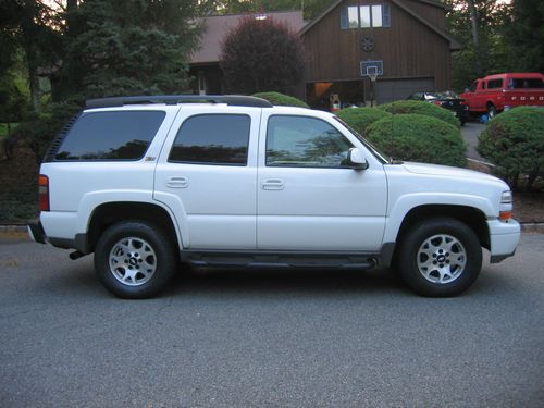 2002 chevy tahoe 4wd z71 summit white - garaged one owner family since new