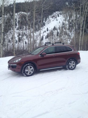 2011 porsche cayenne s **** this is the lowest mile 2011 cayenne in the u.s.****