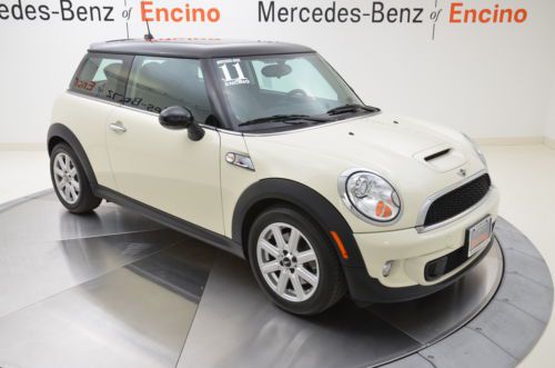 2011 mini cooper s, clean carfax, 1 owner, like new, must see!