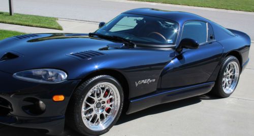 Limited edition 2001 dodge viper one of only 55