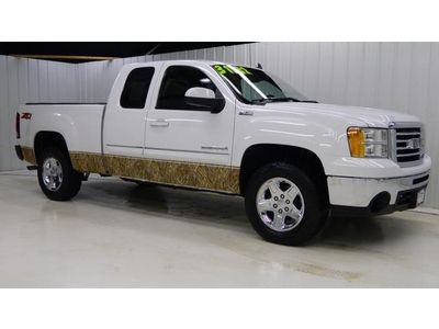 We finance, we ship, z71 all terrain package, slt, 1-owner, convenience package!