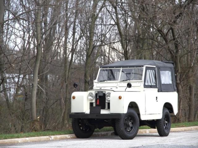 Land rover: series ii 88